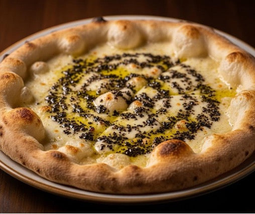 Trüffel Pizza: So gelingt der Klassiker mit der edlen Note