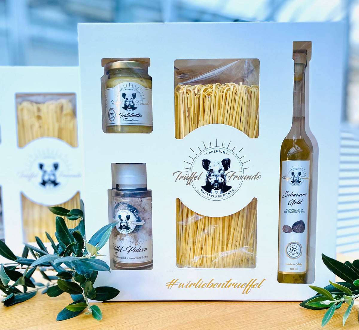 Trüffelfreunde - Premium-Geschenkbox mit Tagliolini & Trüffelspezialitäten