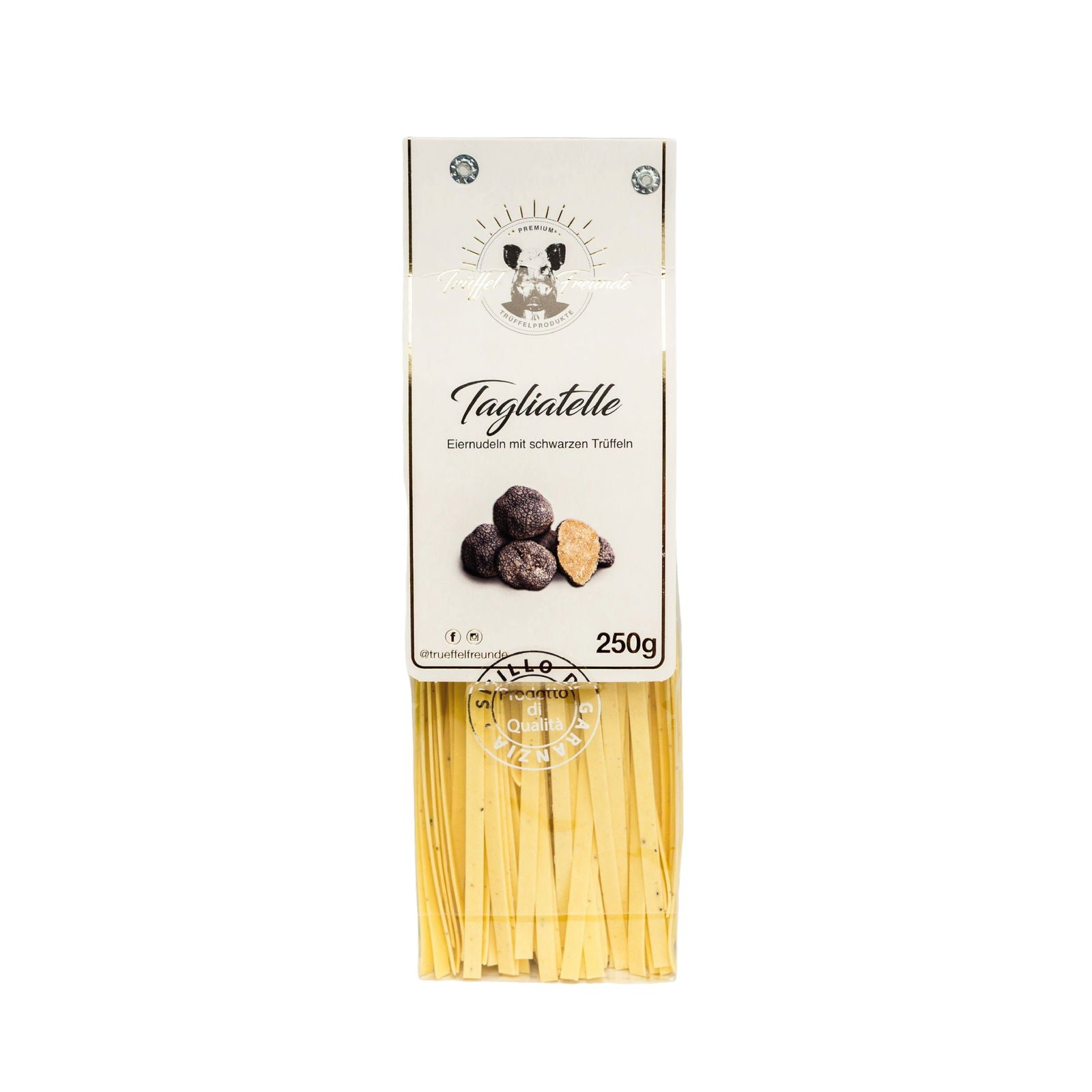 Tagliatelle Eiernudeln mit schwarzen Trüffeln - Trueffelfreunde